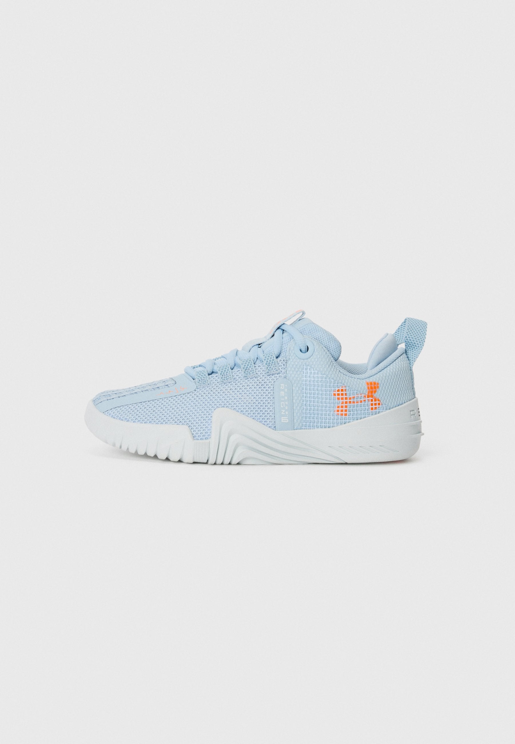 Under Armour REIGN 6