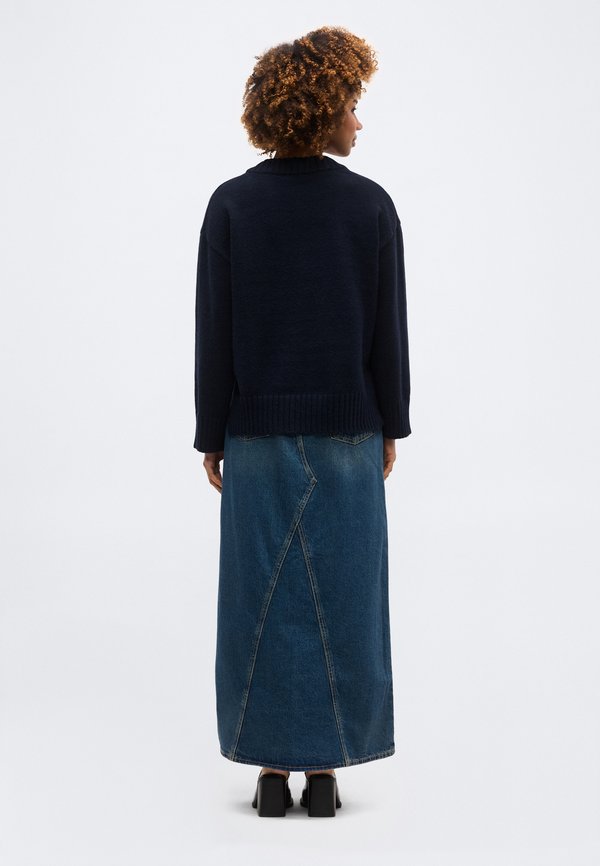 Gina Tricot V NECK SWEATER