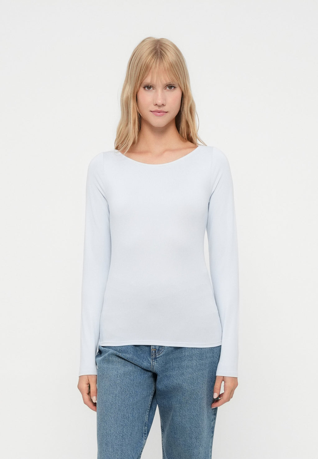 Hollister Co. FLAT SLASH