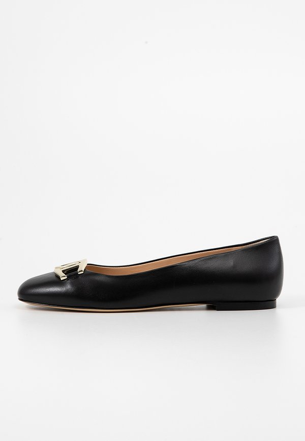 AIGNER MADELEINE 1
