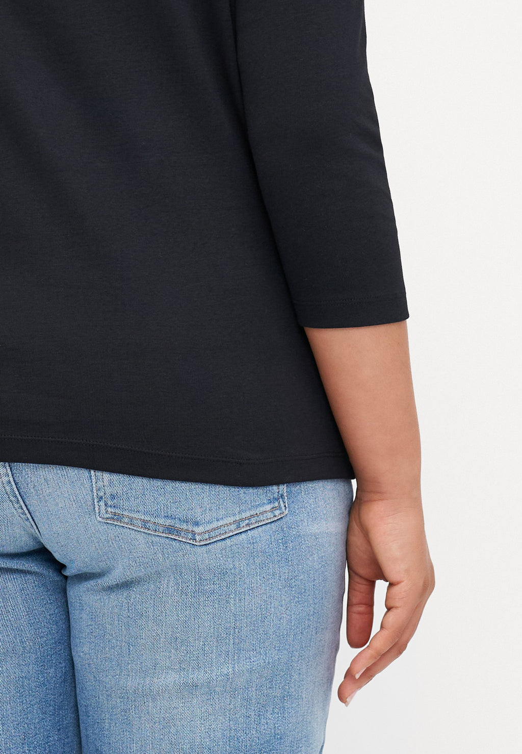 CURVE BOAT NECK THREE-QUARTER SLEEVE T-SHIRT Media 6