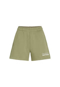 Olivgrüne Shorts aus weich dehnbarem Material mit elastischem Bund und weißem Textdruck mit der Aufschrift "Die Zukunft Surfgesellschaft."