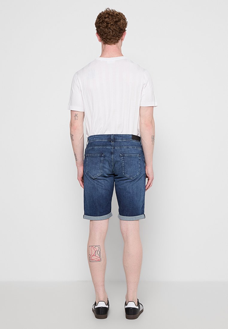 KARL LAGERFELD Jeans Shorts Media 3