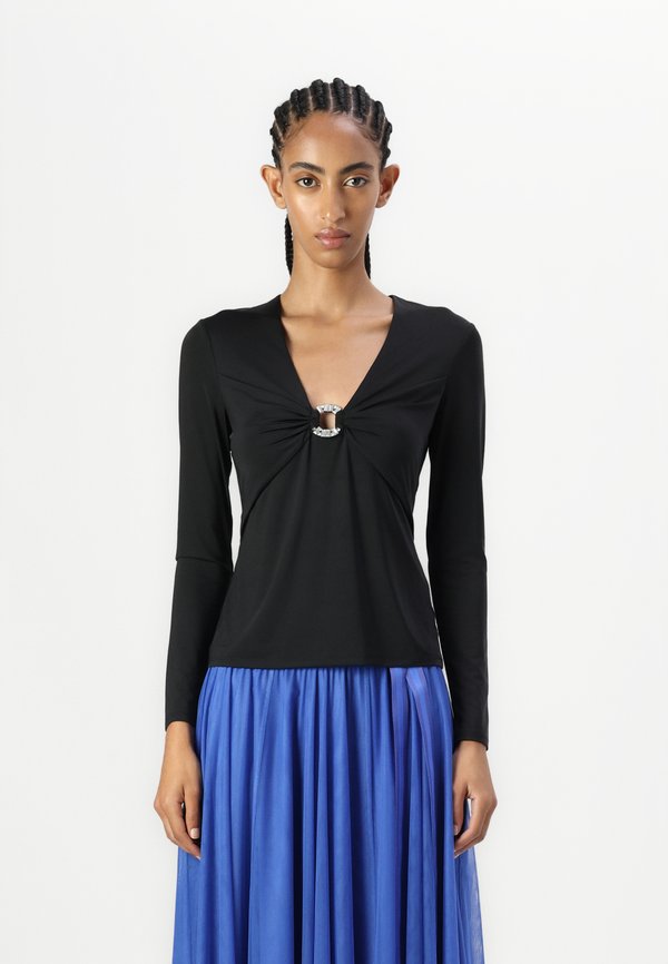 MARCIANO BY GUESS IZZIE