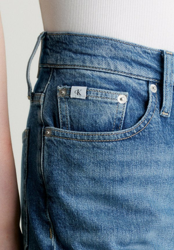 Calvin Klein Jeans MOM
