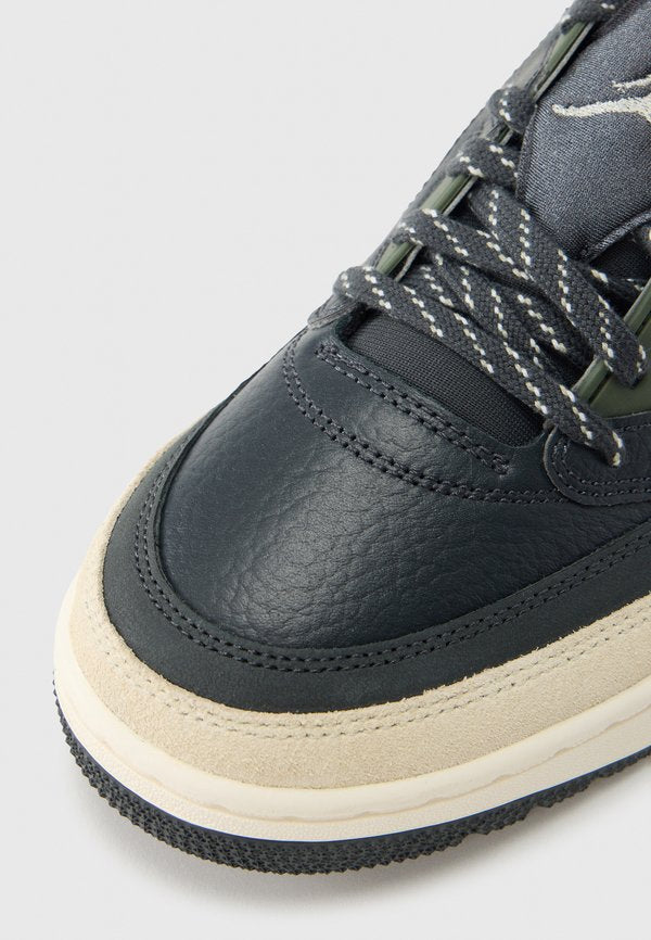 Jordan JORDAN SPIZIKE