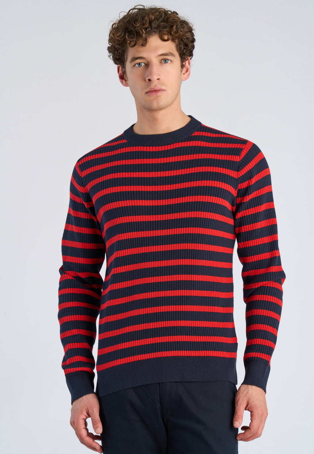 CREW NECK Media 3
