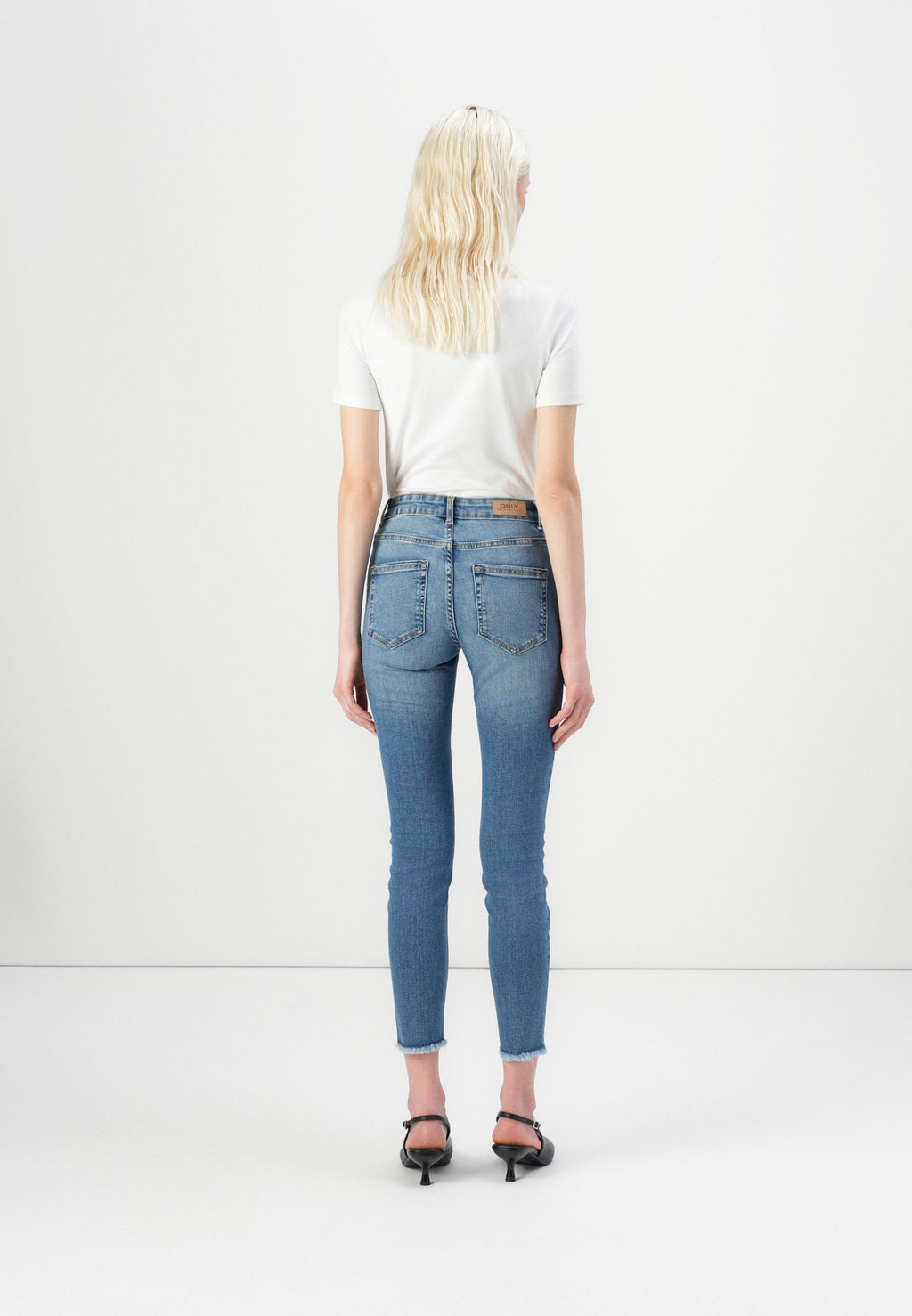 ONLBLUSH MID WAIST ANKLE Media 4