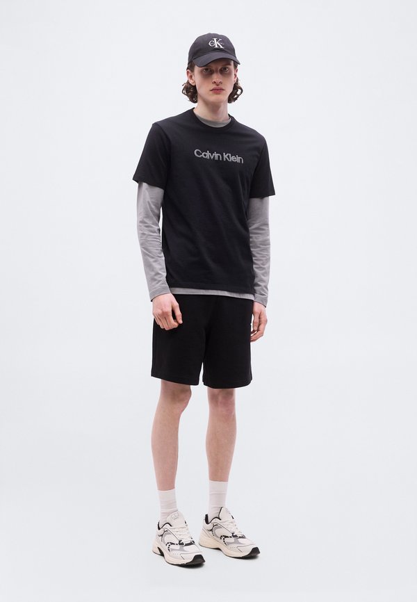 Calvin Klein SPORTSWEAR GRAPHIC TEE