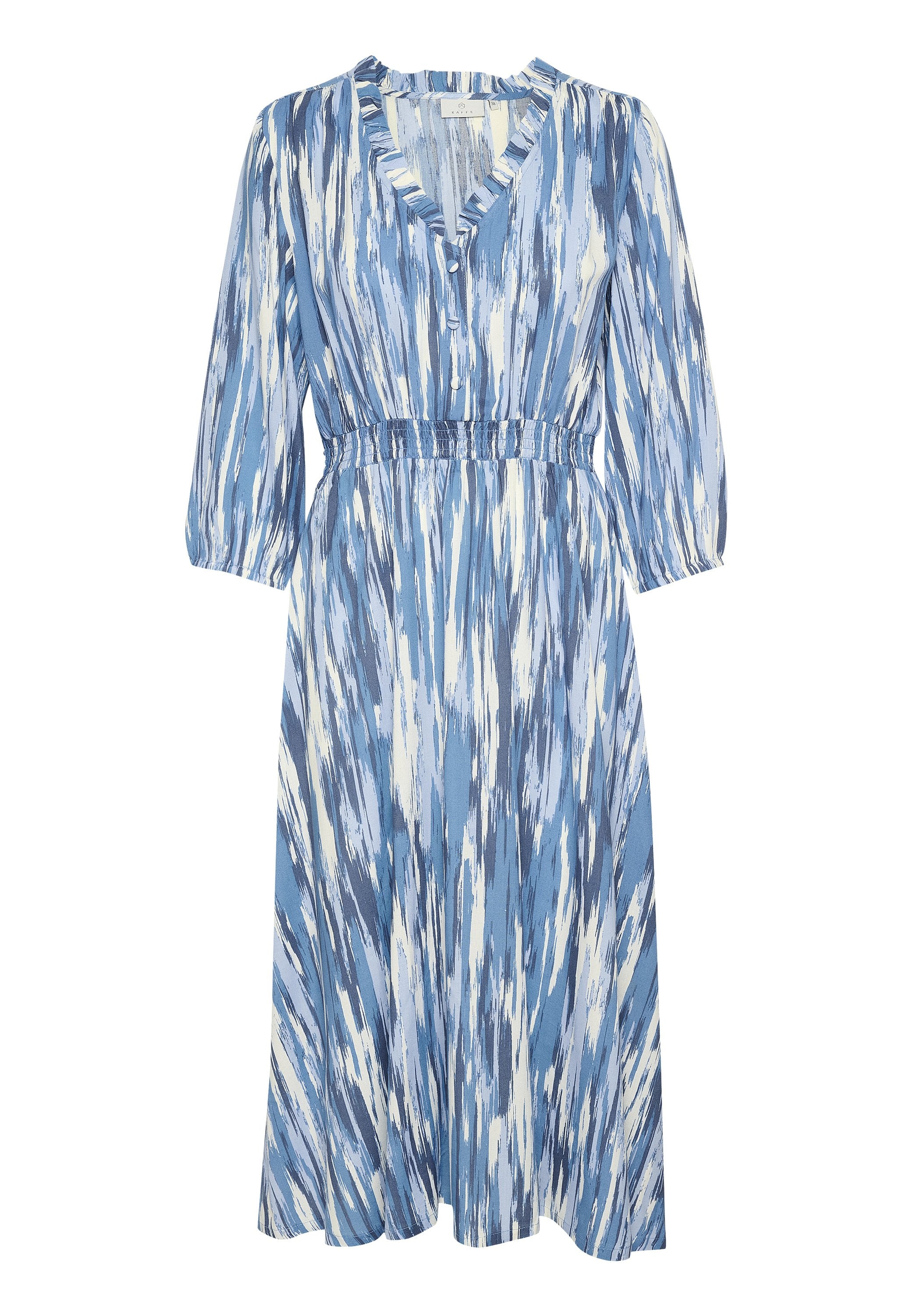 Blaues Kleid mit langen Ärmeln, V-Ausschnitt und Rüschensaum. Merkmale sind eine smocked Taille und ein abstraktes, wellenförmiges Muster in verschiedenen Blautönen und Weiß.
