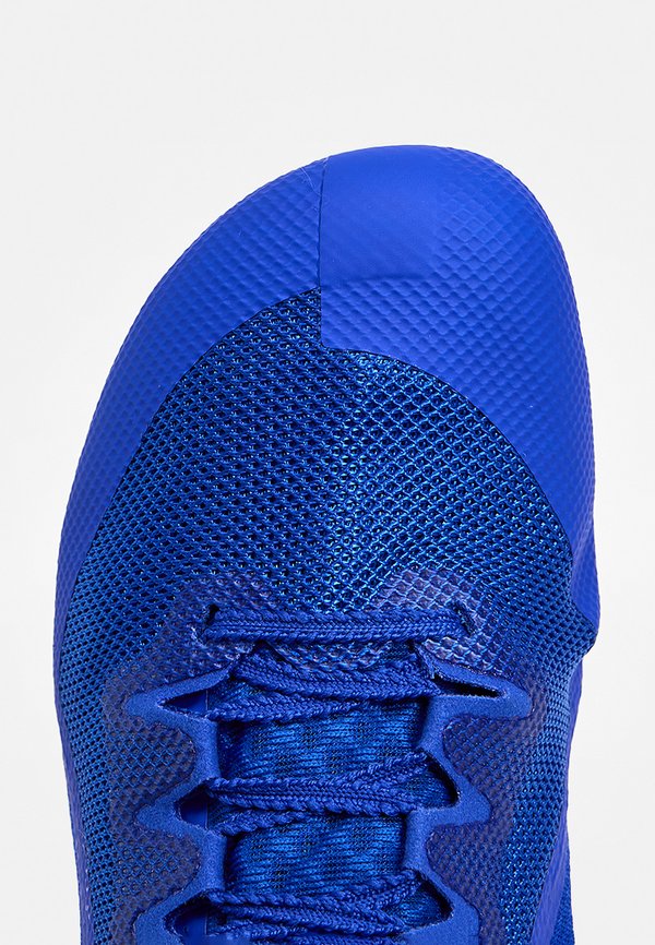 Nike Performance ZOOM RIVAL