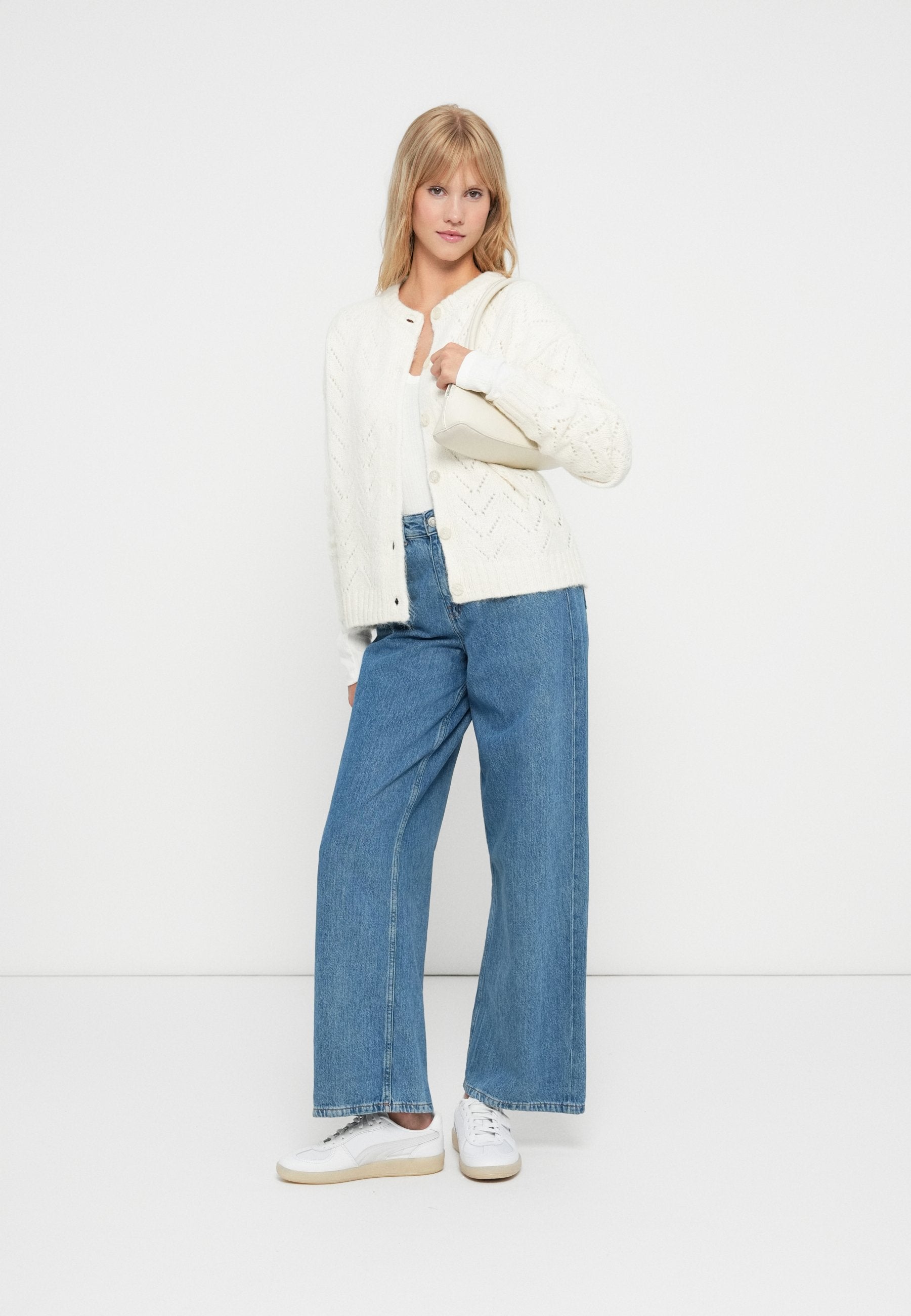 GAP FUZZY TEXTURE CARDI