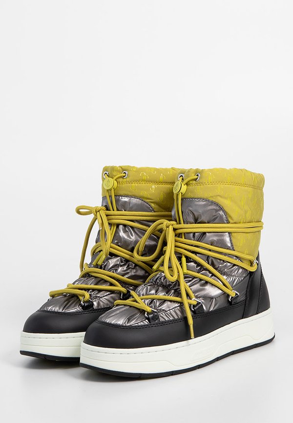 Jimmy Choo WANAKA