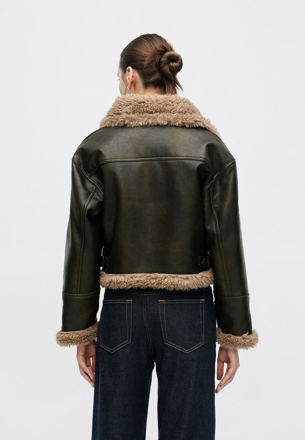 Guess YOLENE BIKER