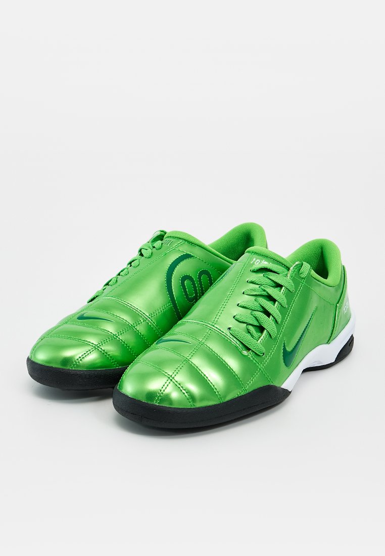 Nike Sportswear T90