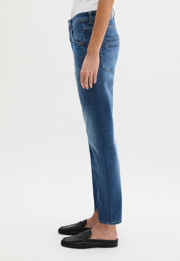 Marc O'Polo MODEL THEDA BOYFRIEND CROPPED MIT ZWEI KNÖPFEN
