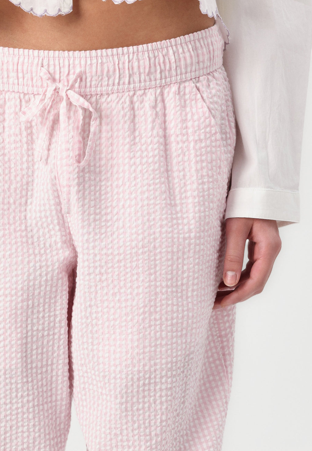Hollister Co. SEER SUCKER PULL ON