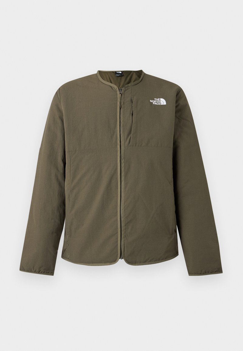 Olivgrüne leichte Jacke mit Frontreißverschluss und The North Face-Logo auf der oberen linken Brust, ohne Kragen, mit langen Ärmeln.