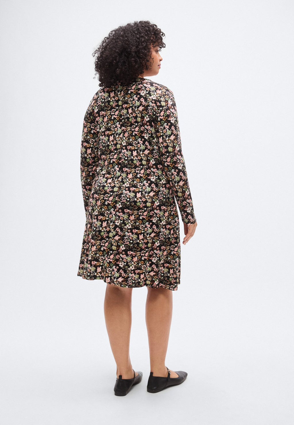 CARKODI DRESS Media 4