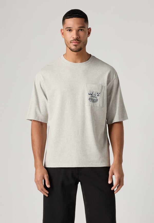 Levi's® LSE HALF SLEEVE GR PCKT