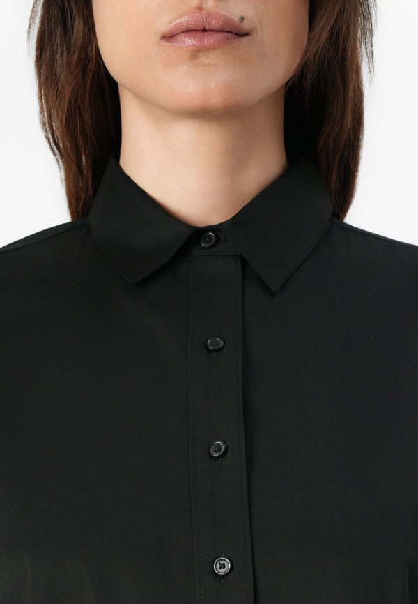 DKNY