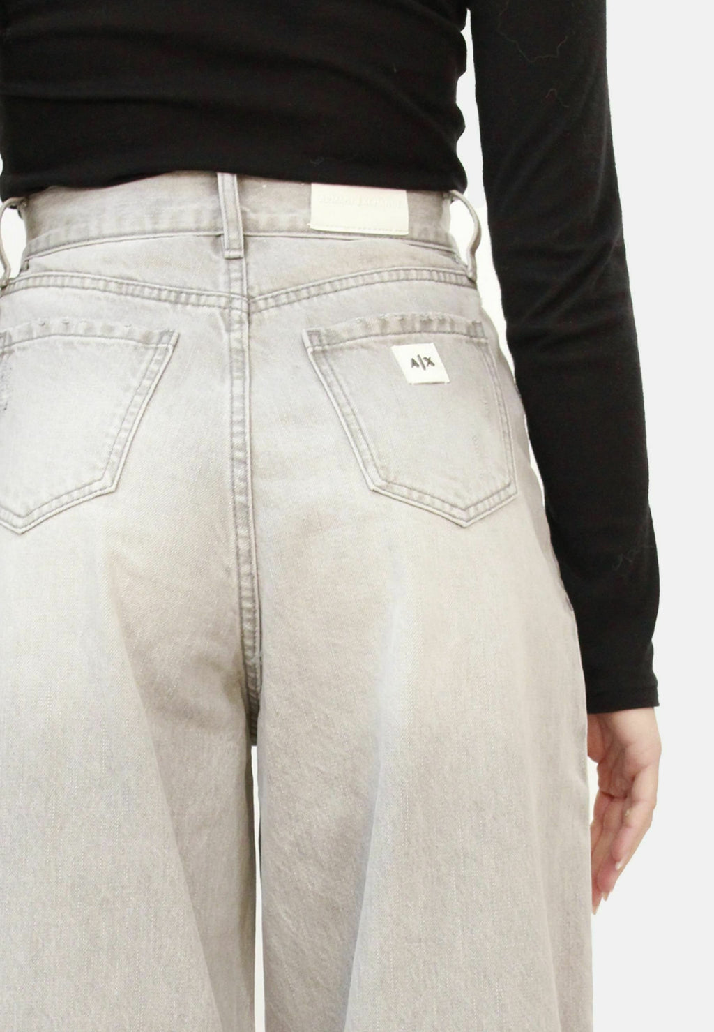 Armani Exchange Baggy Jeans Media 3