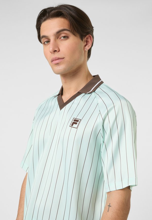 Fila COVERCIANO LOOSE STRIPED