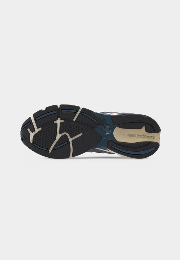 New Balance UNISEX