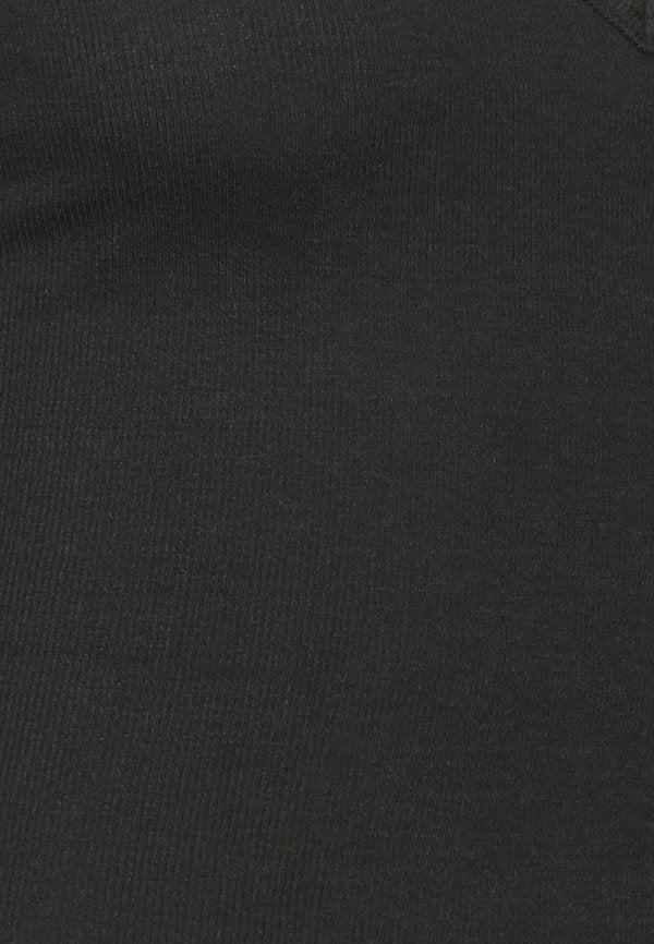 IN THE STYLE CARYS WHITTAKER V NECK