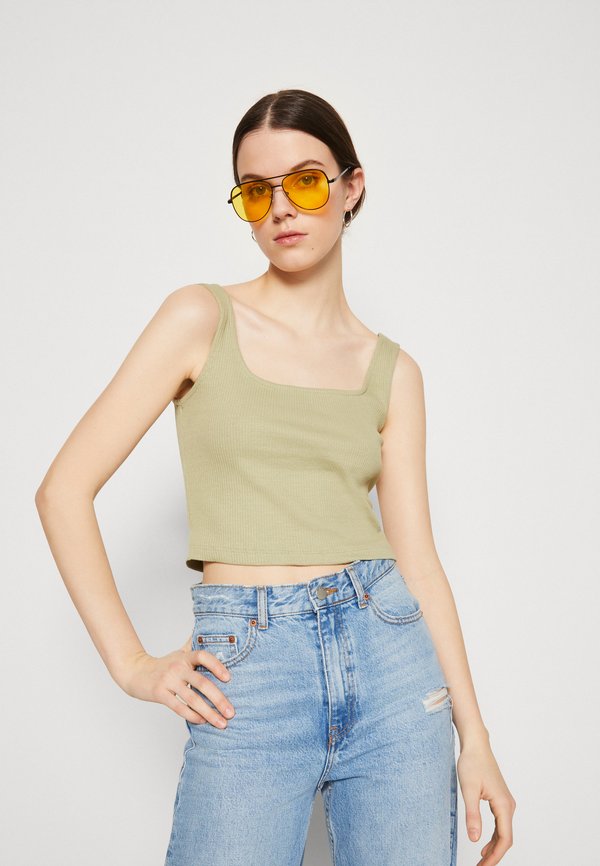 Pieces PCNUKISA CROPPED TANK