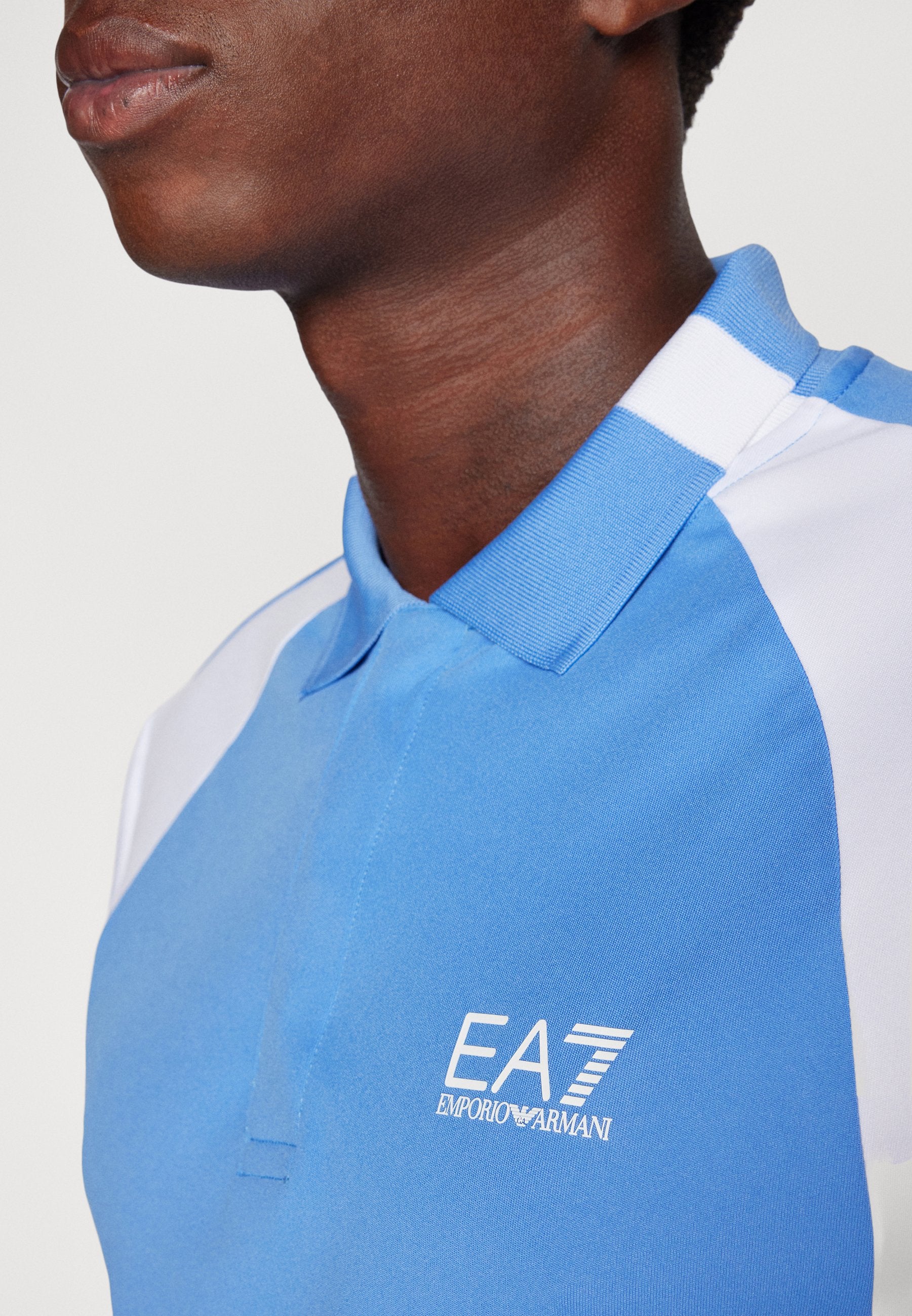 EA7 Emporio Armani