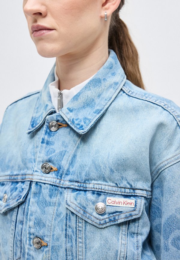 Calvin Klein Jeans 90S TRUCKER JACKET