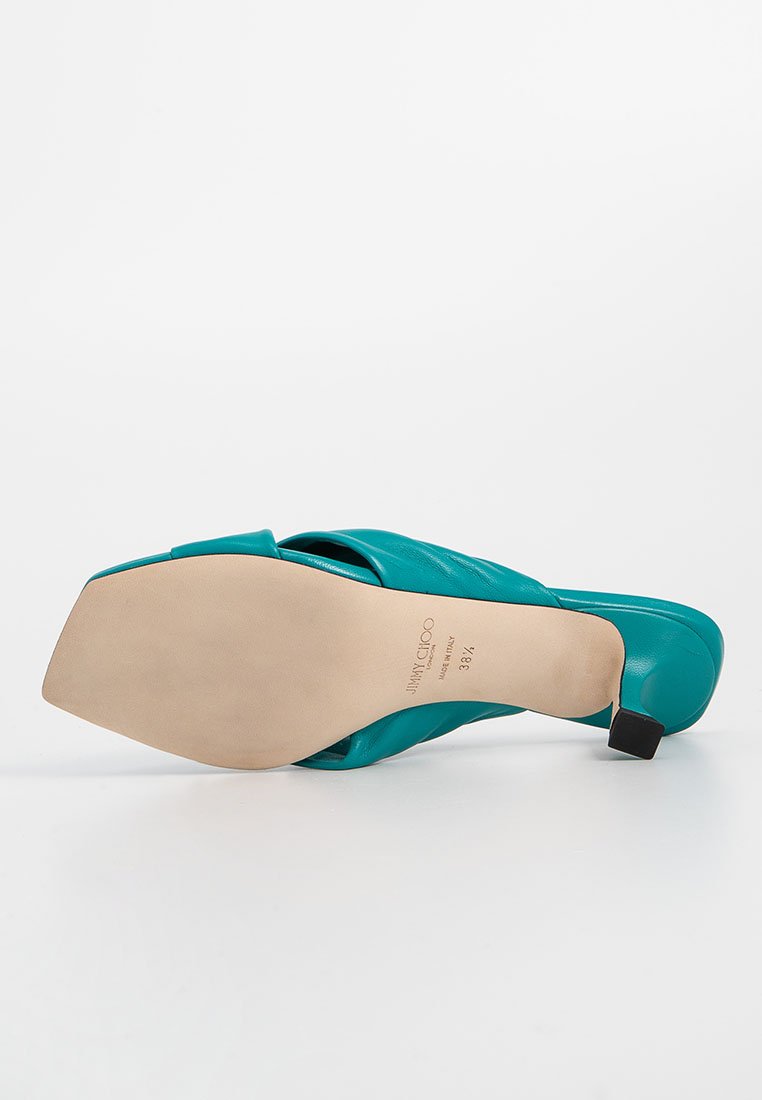 Jimmy Choo AVENUE