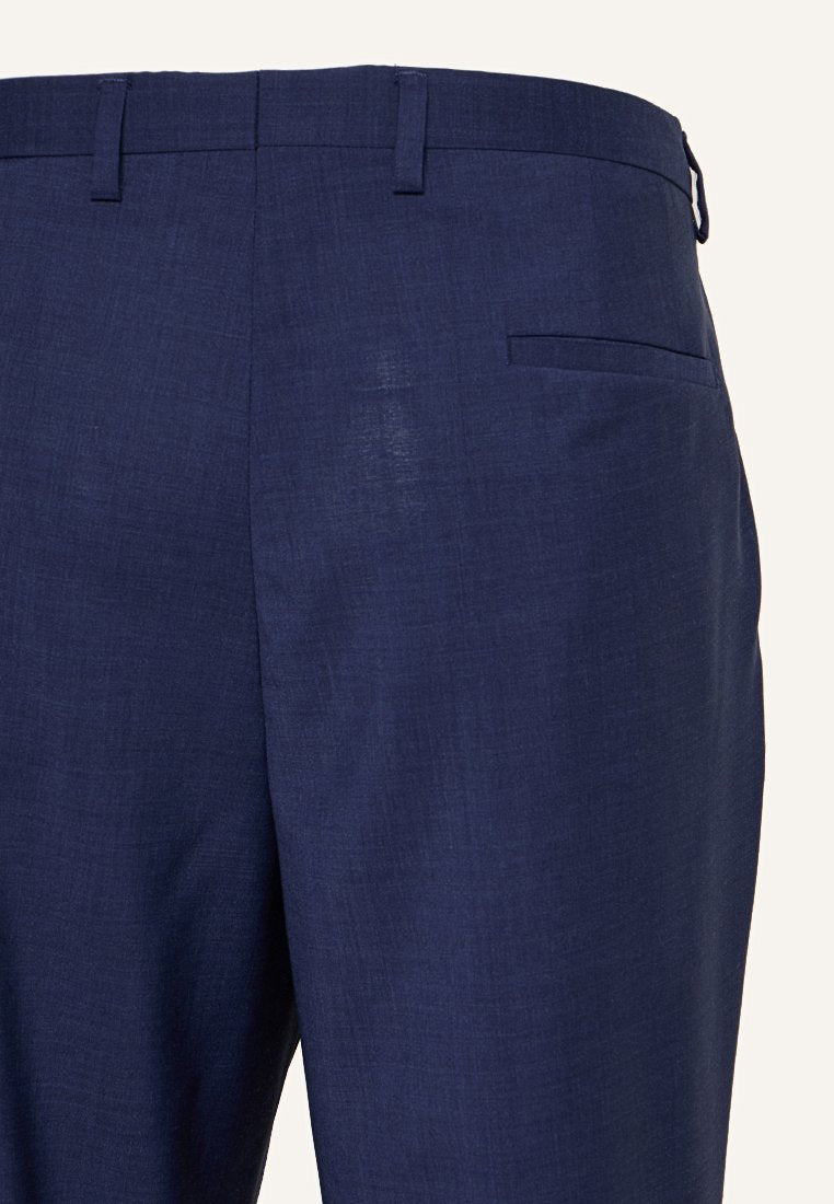 HUGO HESTEN REGULAR FIT