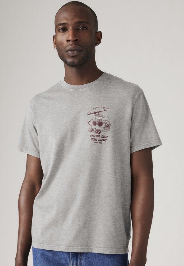 Levi's® RELAXED FIT TEE