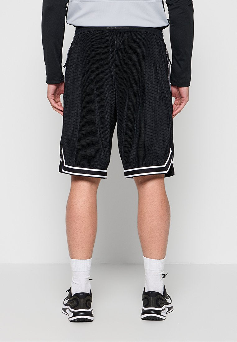 Nike Performance