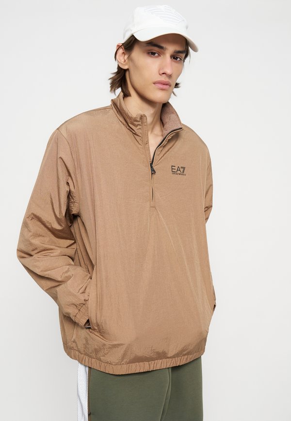 EA7 Emporio Armani