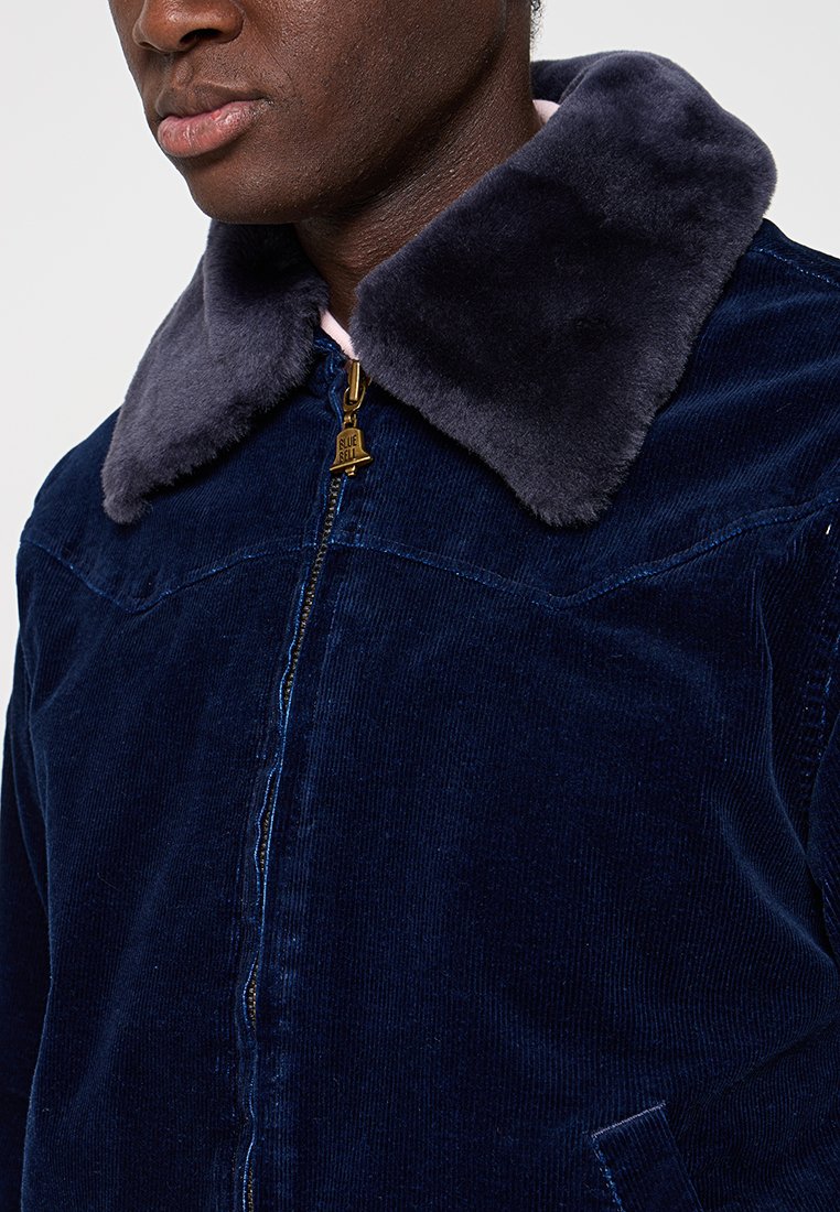 Wrangler AVIATOR