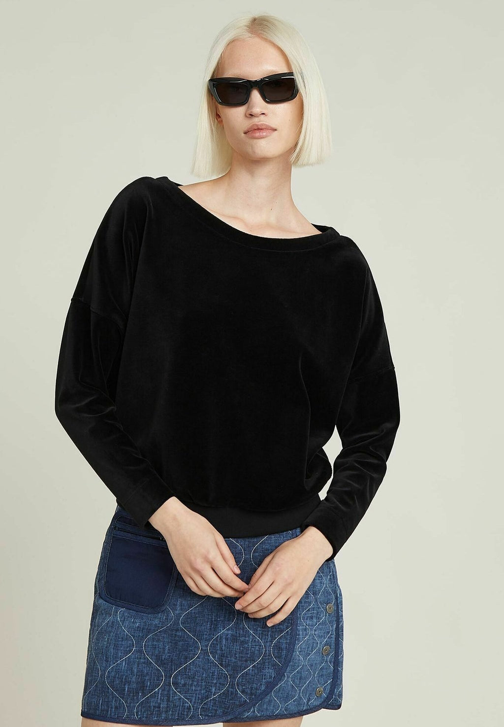BATWING VELVET LOOSE Media 3