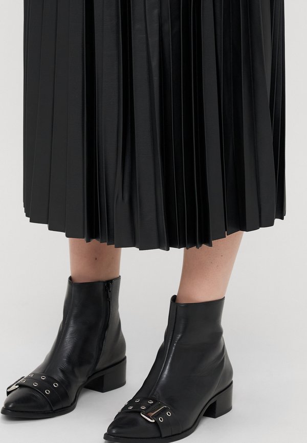 Vero Moda Tall VMBELLAHOLLY COATED SKIRT