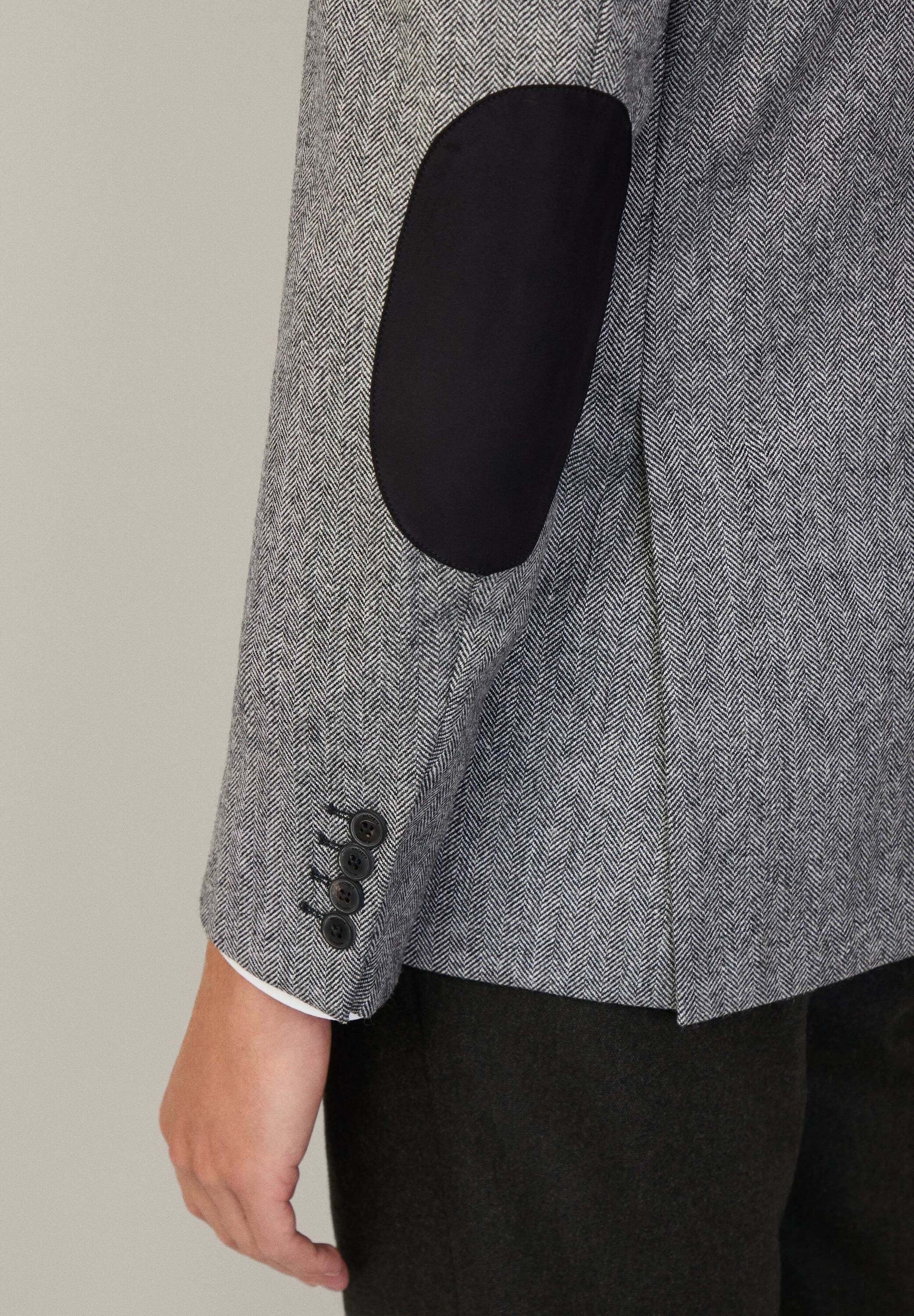 Hackett London