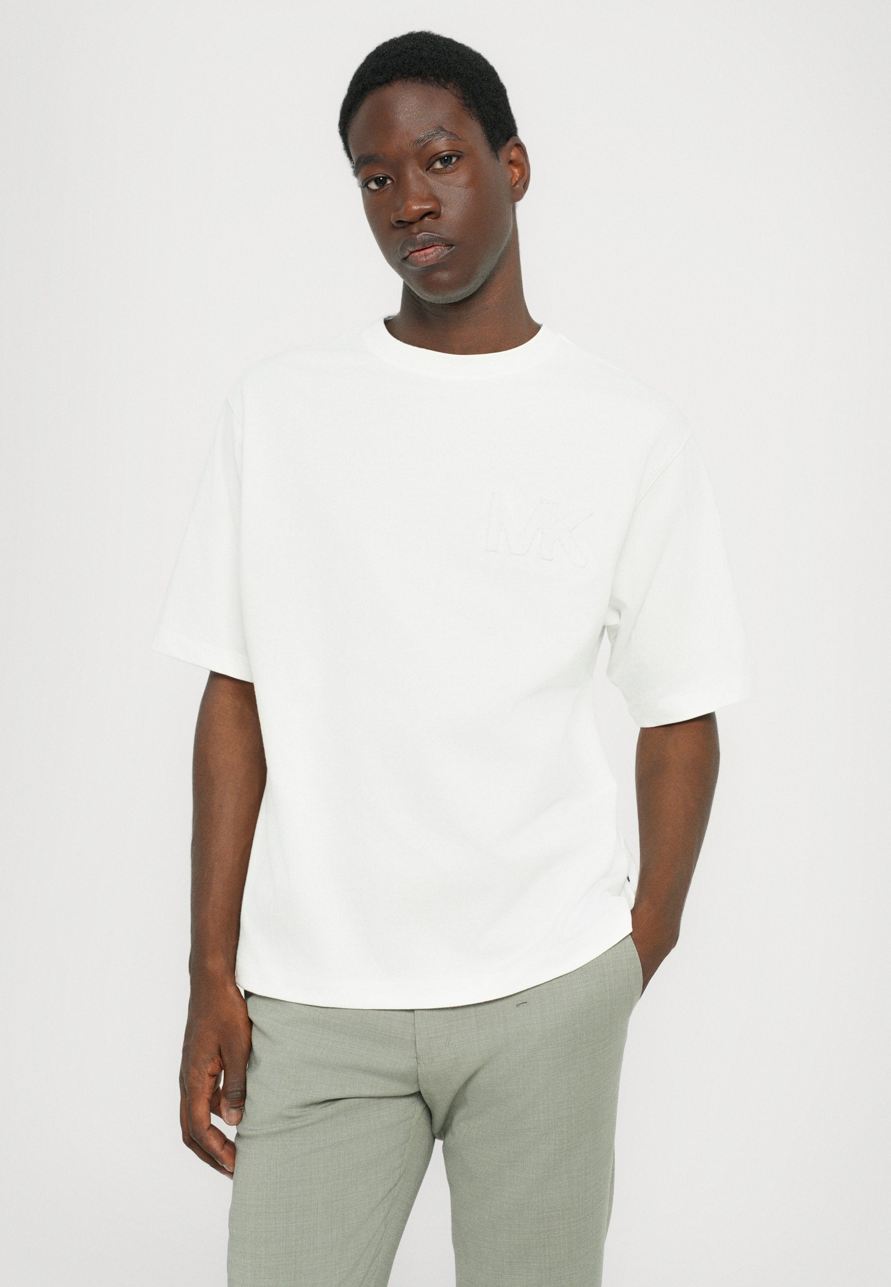 Michael Kors APPLIQUE TEE