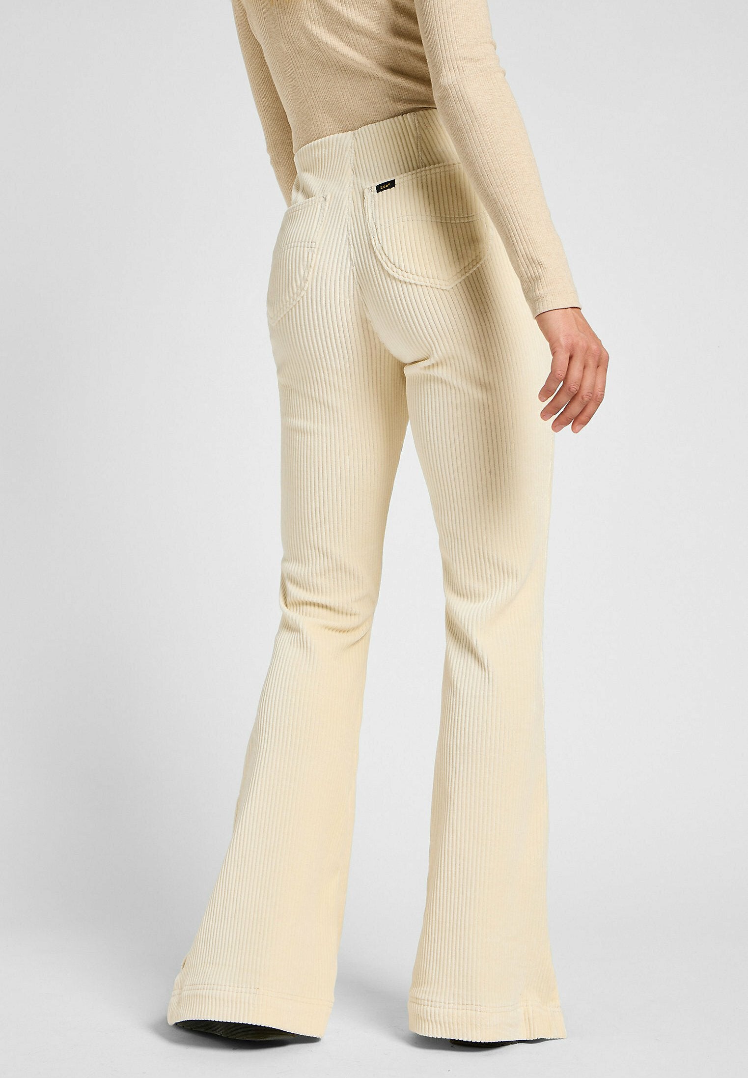 Lee PULL ON FLARE