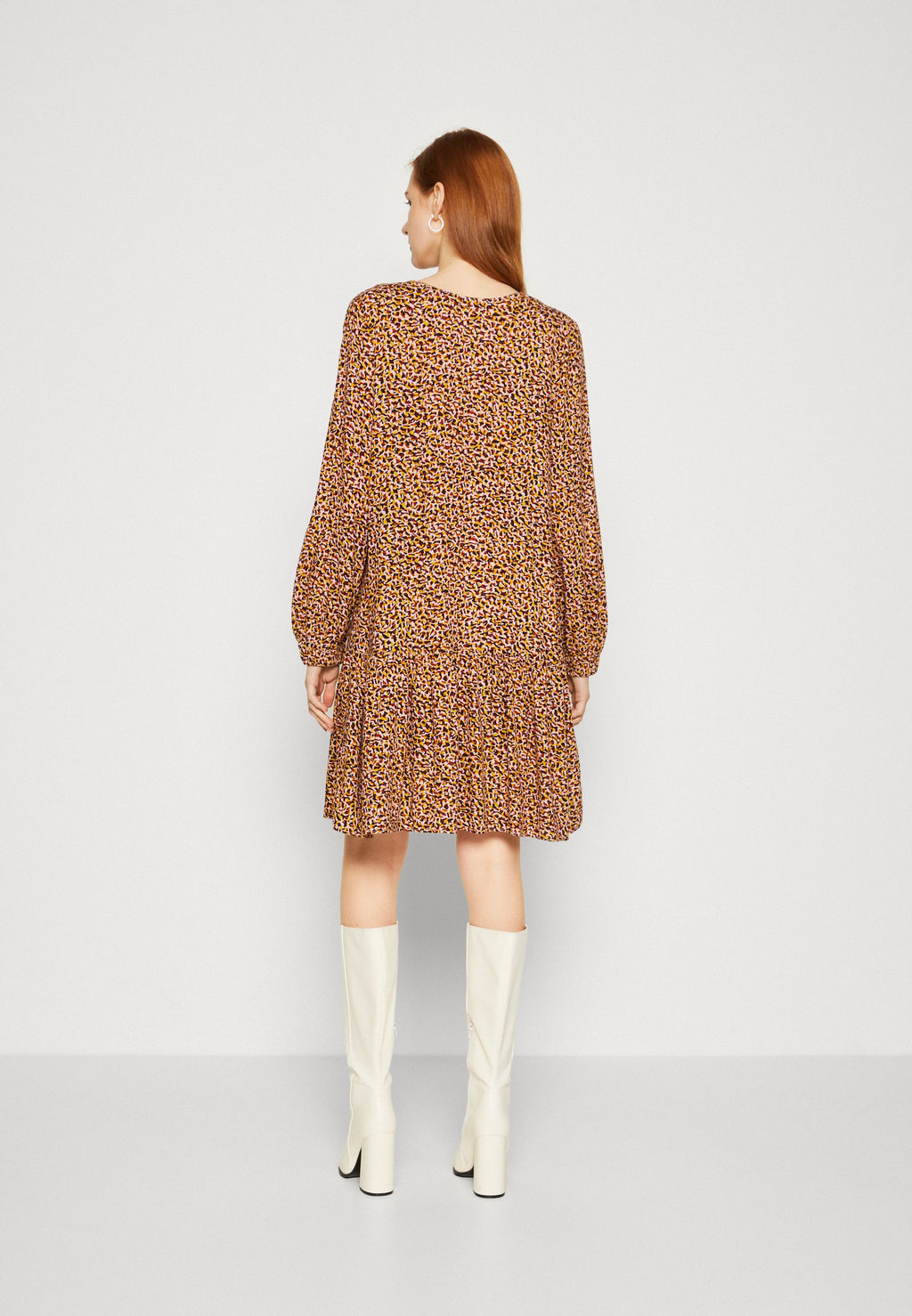 Esprit Freizeitkleid Media 5