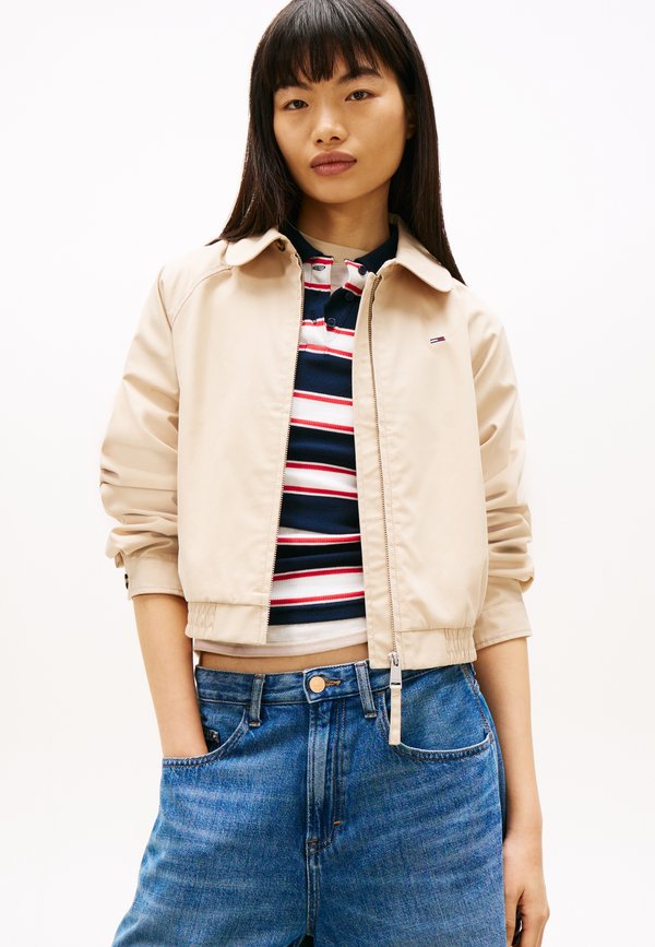 Tommy Jeans TOMMY BADGE WATER REPELLENT TWILL JACKET