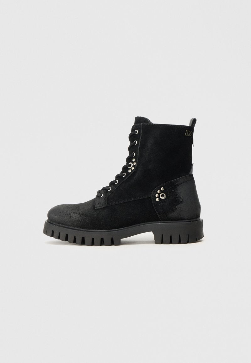 Lazamani Schnürstiefel Media 1