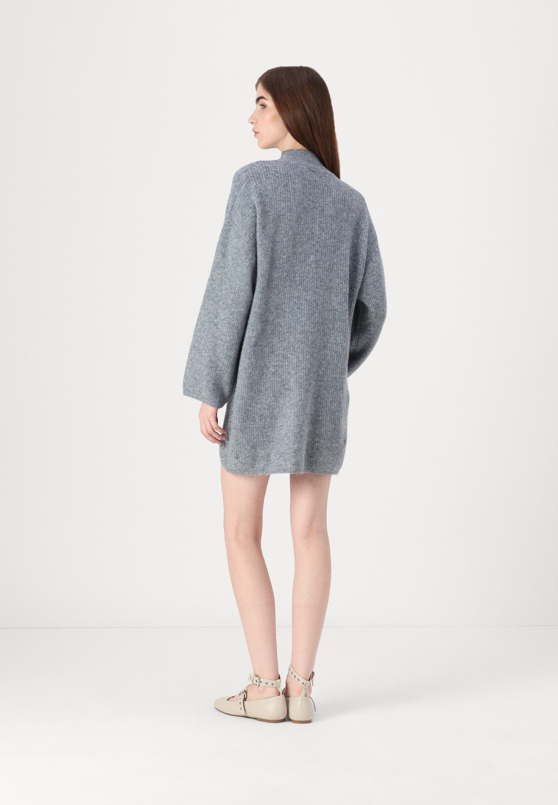 Noisy May Knitted Long