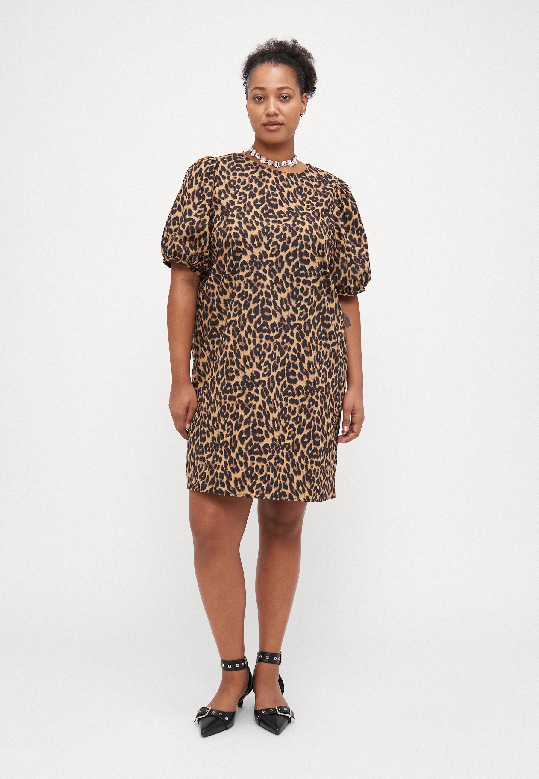 CARHOPES 2/4 O NECK DRESS Media 2