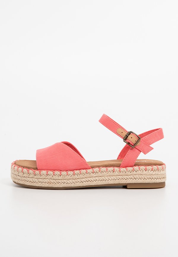 TOMS ABBY