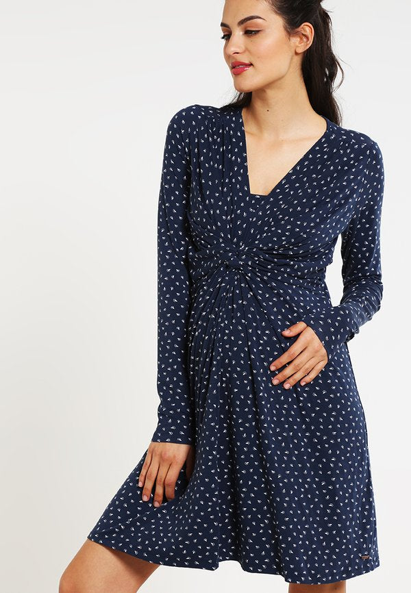 Esprit Maternity